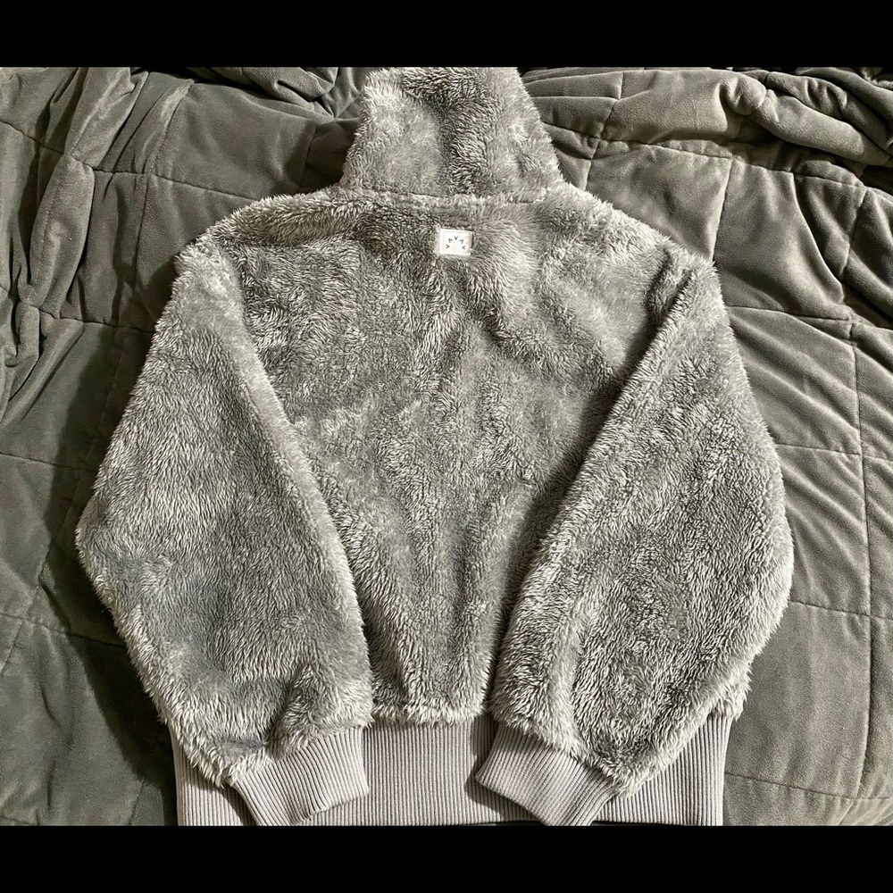 NWOT Varley Duray Sherpa Pullover Grey Small - Picture 12 of 13